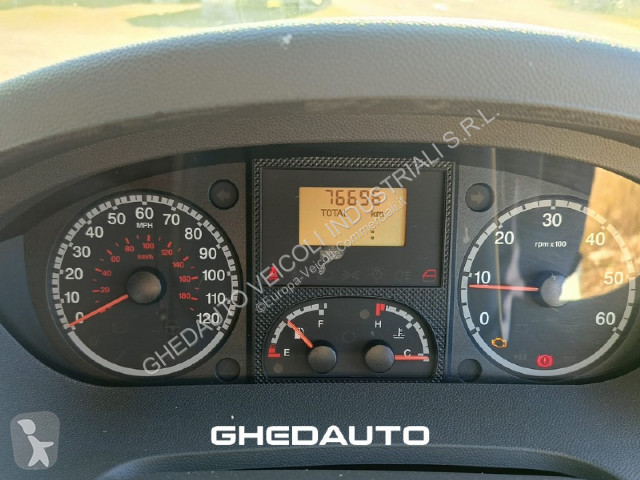 Užitkové vozidlo Peugeot Boxer II 333 2006 -...