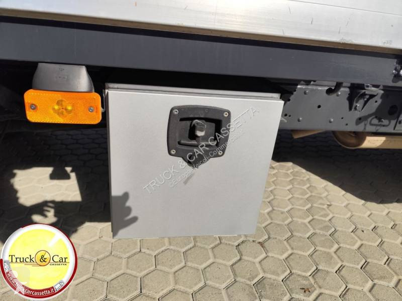 Furgoneta Iveco