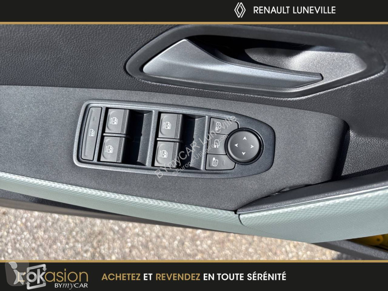 Autoutilitară Dacia Bigster TCe 140