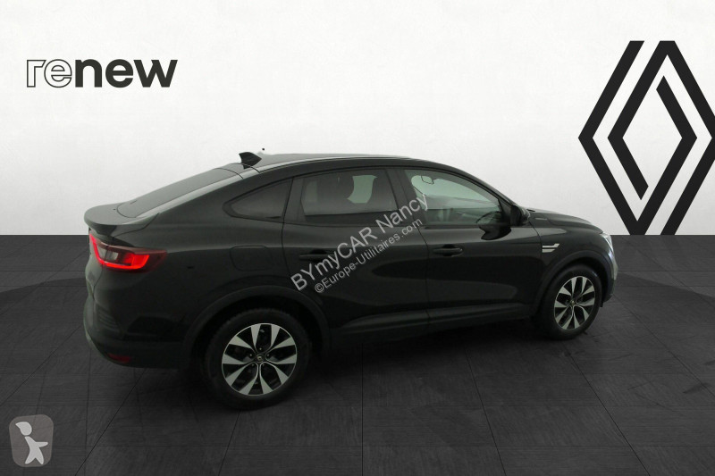 Autoutilitară Renault Arkana mild hybrid 140...