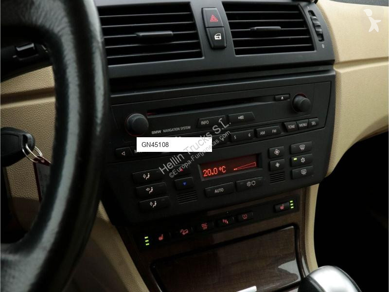 Autoutilitară BMW X3 3.0d Xdrive Motor broken