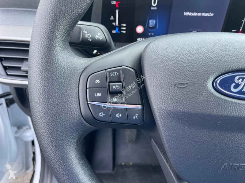 Véhicule utilitaire Ford 1.0 EcoBoost 100ch Trend