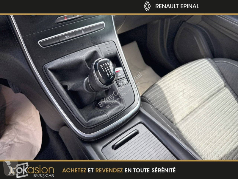 Autoutilitară Renault Grand Scenic Blue dCi 120