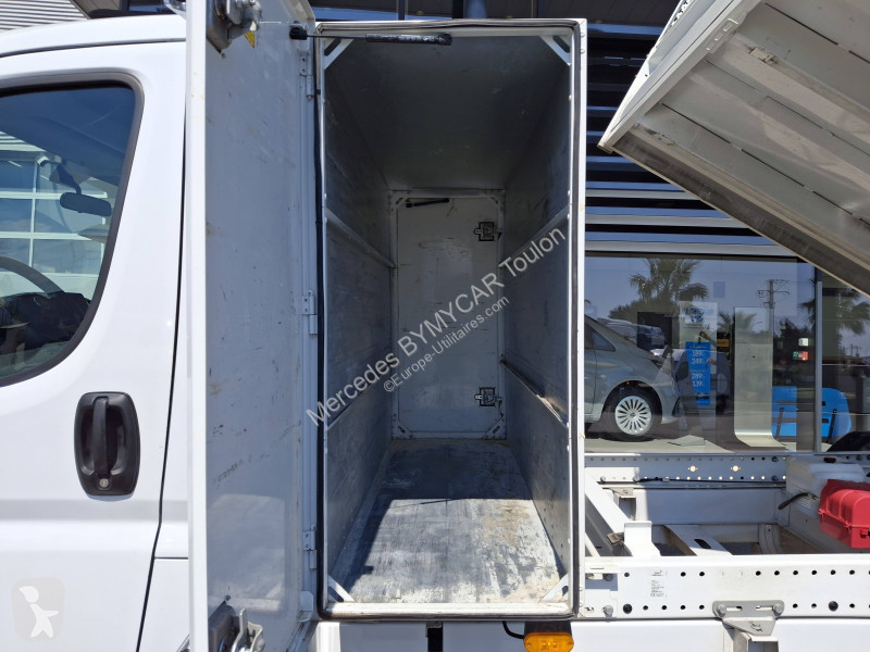 Véhicule utilitaire Fiat DUCATO CC BENNE...
