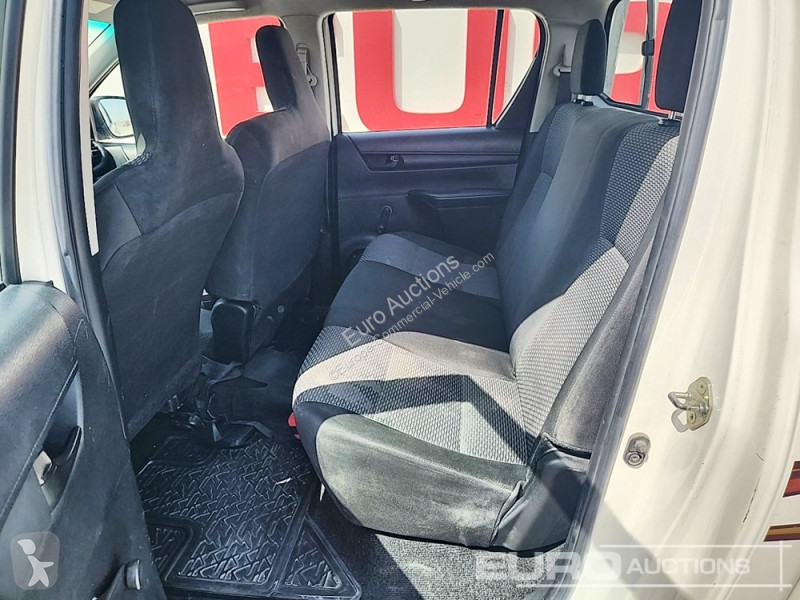 Véhicule utilitaire Toyota Hilux