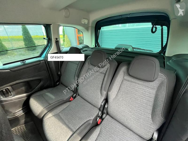 Véhicule utilitaire Citroën BERLINGO MULTISPACE...