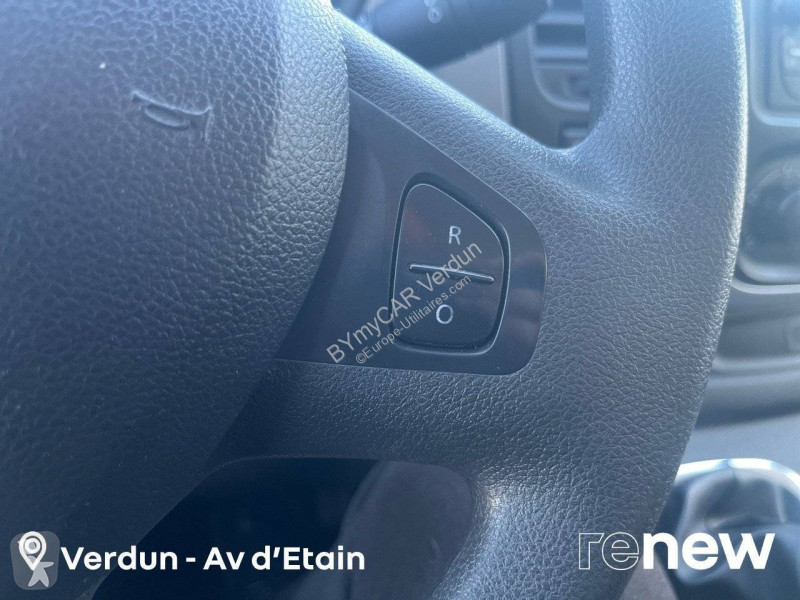 Veicolo commerciale Renault TRAFIC FGN L2H2...