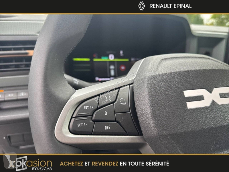 Veicolo commerciale Dacia Duster Hybrid 140 4x2