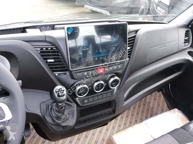 Furgoneta Iveco 35C16H 3,0 l Rd.3750, Neu MY...