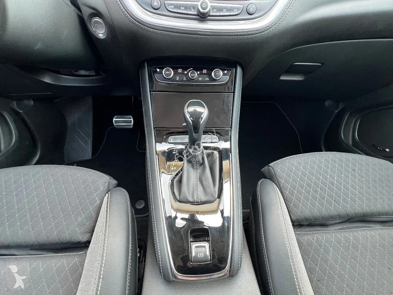 Autoutilitară Opel 1.2 Turbo Business Executive...