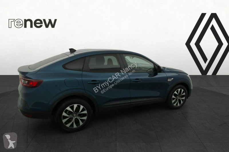 Autoutilitară Renault Arkana mild hybrid 140...