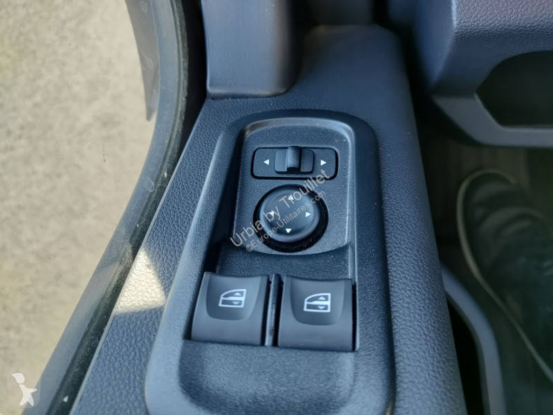 Véhicule utilitaire Nissan INTERSTAR CHASSIS...