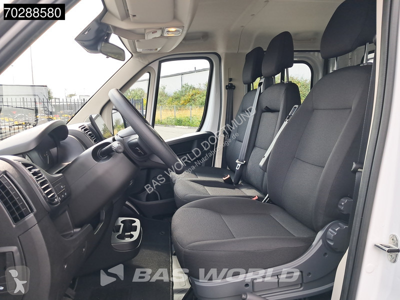 Véhicule utilitaire Opel 180PK Neu!...