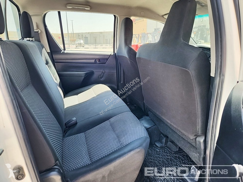 Véhicule utilitaire Toyota Hilux