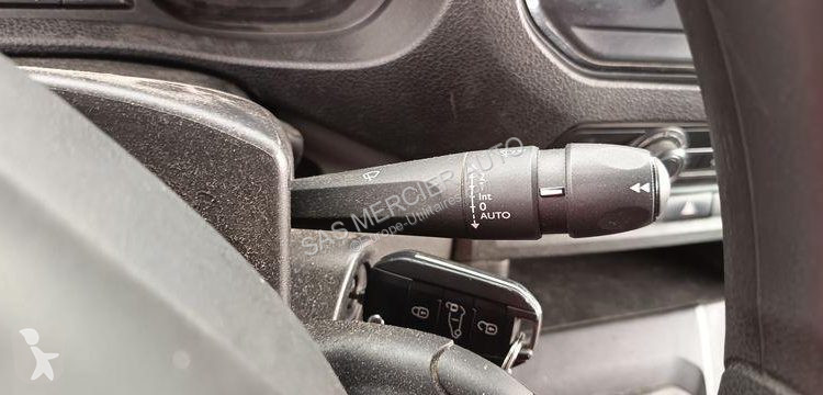 Véhicule utilitaire Peugeot