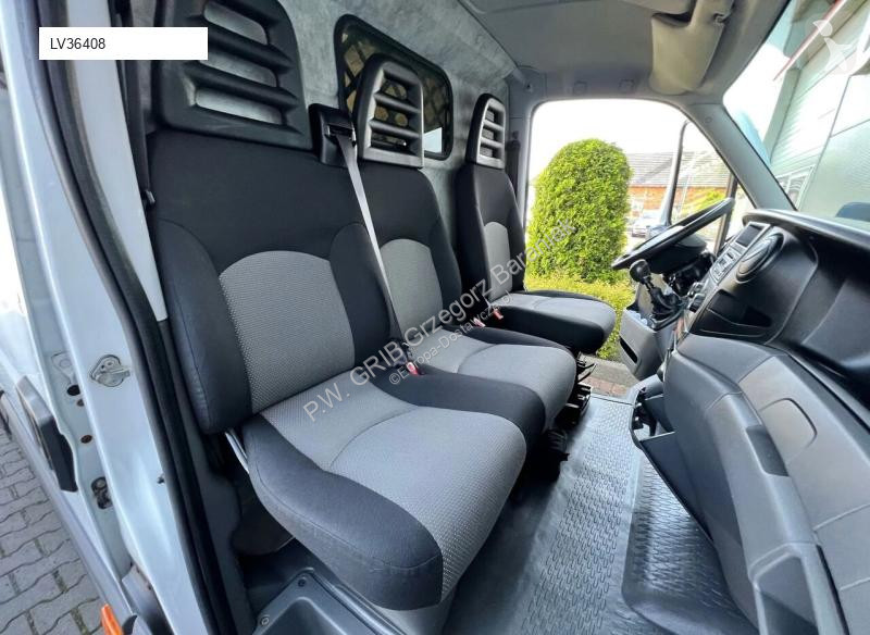 Autoutilitară Iveco 35C13 Blaszak L4H3 Long...
