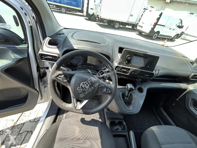 Autoutilitară Opel COMBO L2 130