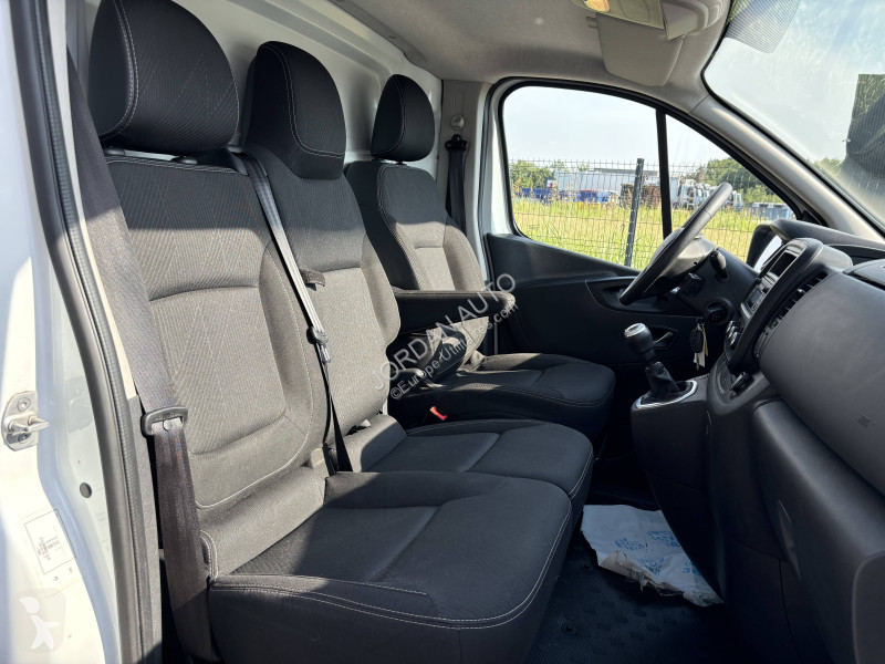 Furgoneta Renault L1H1 2.0 BluedCi 120ch Grand...