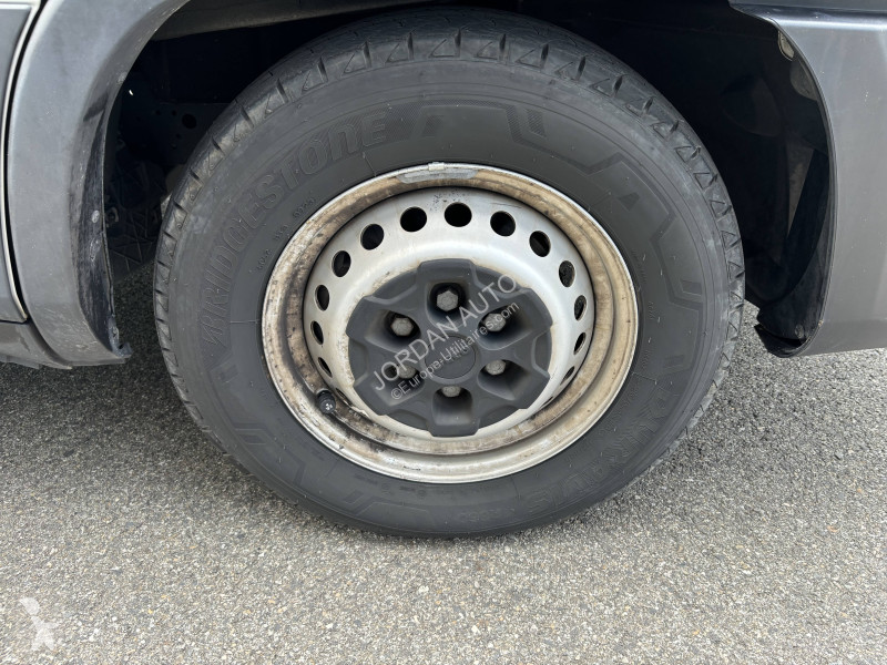 Autoutilitară Iveco 2.3d 160ch L4H2