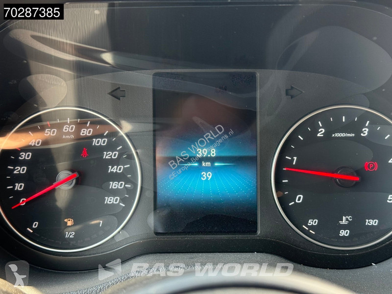 Autoutilitară Mercedes 317 CDI Laadklep Zijdeur...