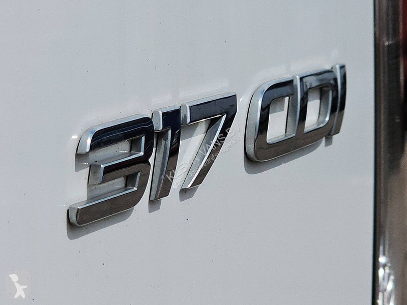 Veículo utilitário Mercedes 317 L2H2 Mbux Airco