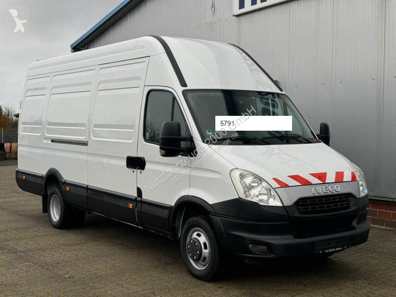 Veículo utilitário Iveco
