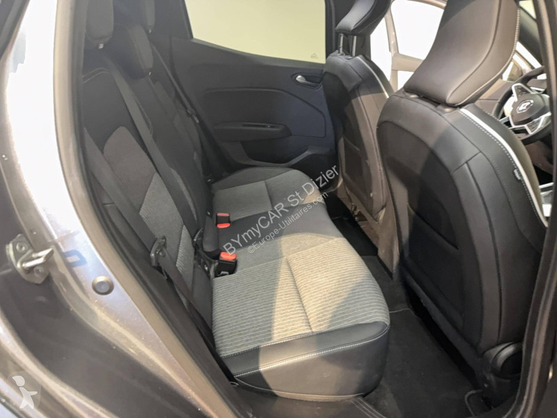 Užitkové vozidlo Renault Clio E-Tech full...