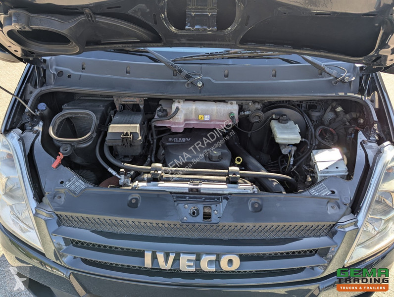 Véhicule utilitaire Iveco 4x2 Euro4 -...