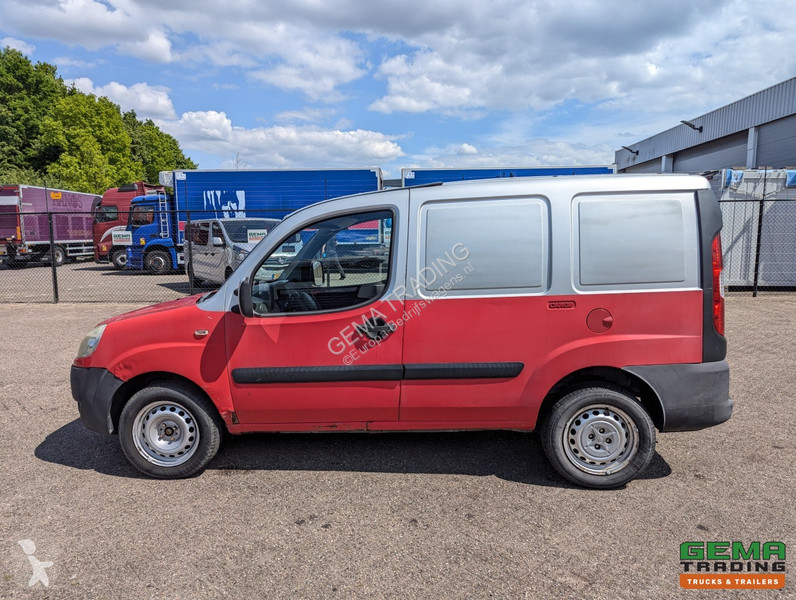 Bedrijfswagen Fiat 1.9 JTD Euro4 - Manual...