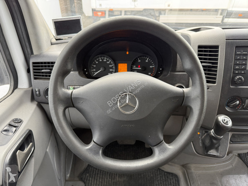 Veicolo commerciale Mercedes 311 2.2 CDI...