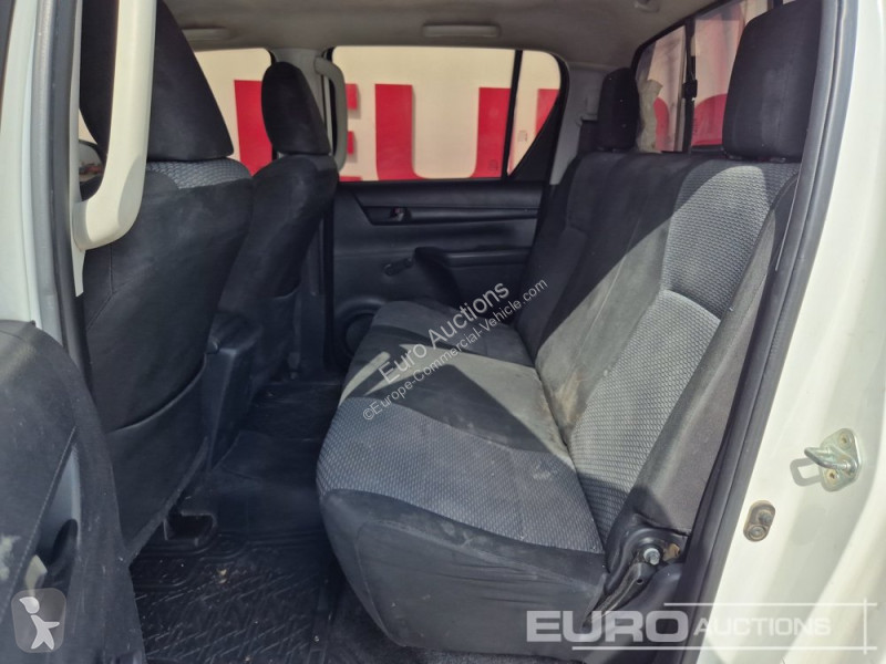 Véhicule utilitaire Toyota Hilux