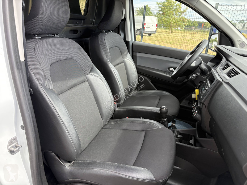 Véhicule utilitaire Renault 1.5 BluedCi 75ch...
