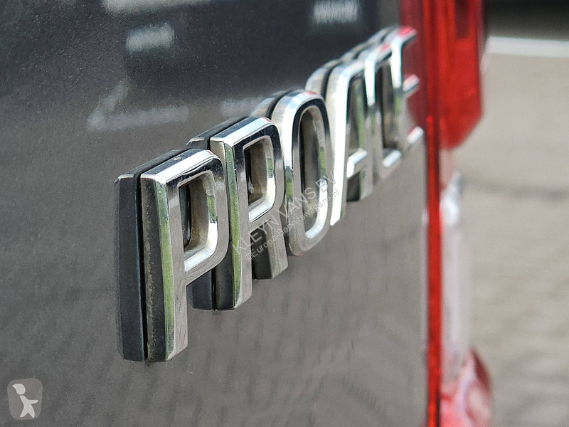 Furgoneta Toyota 2.0 L2 2x-Zijdeur MARGE! pro-ace