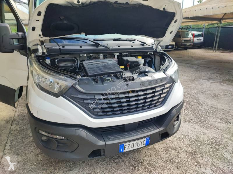 Véhicule utilitaire Iveco