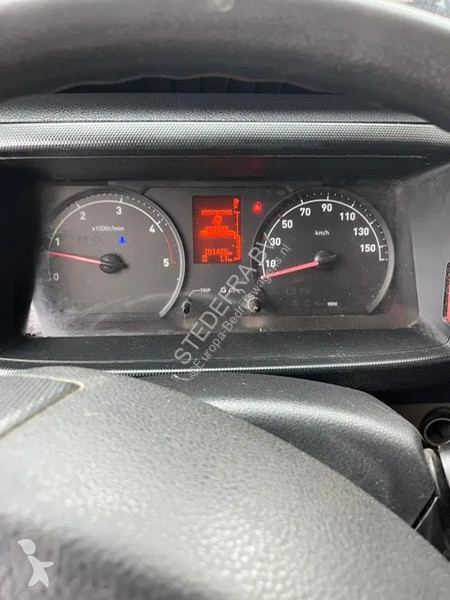 Furgoneta Renault 140 DXi , Crew Cab , 6 Pers....