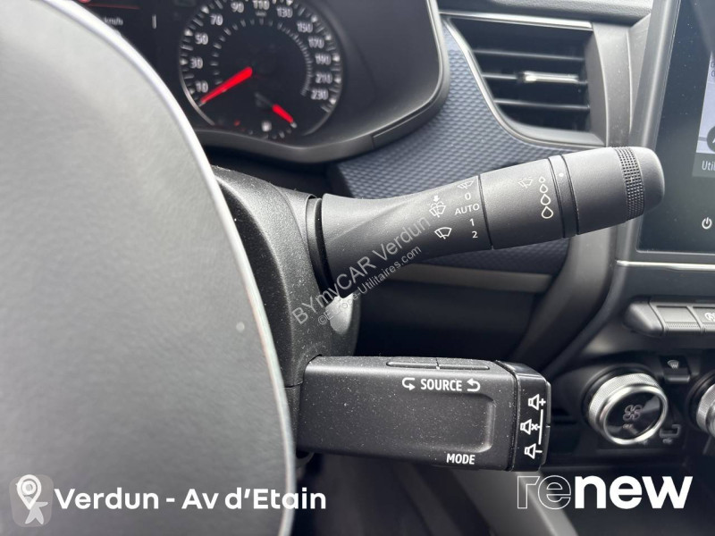 Véhicule utilitaire Renault Arkana mild hybrid...