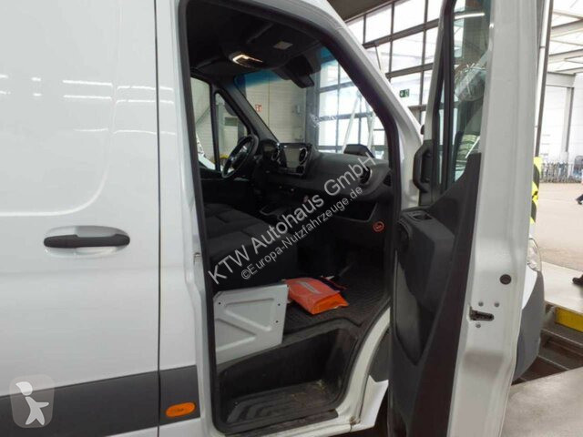 Bedrijfswagen Mercedes 317...