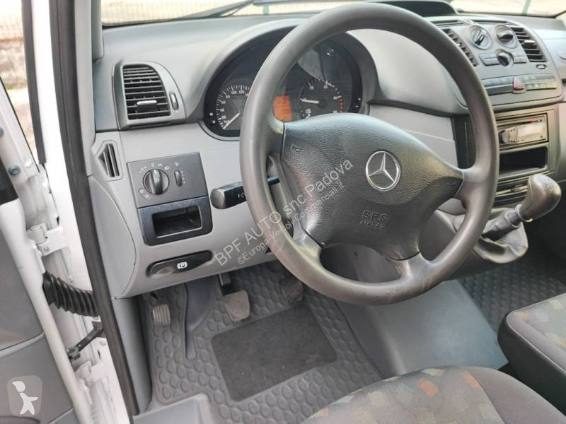 Furgoneta Mercedes