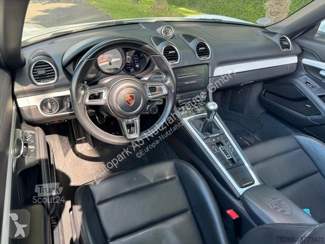 Véhicule utilitaire Porsche 718 S Sport Chrono...