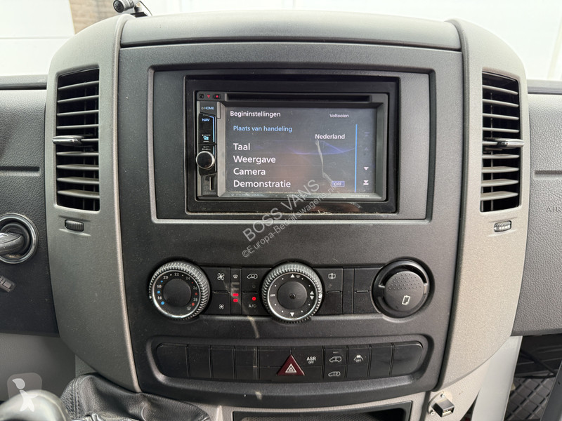 Autoutilitară Mercedes 316 2.2 CDI L2H2 Airco...