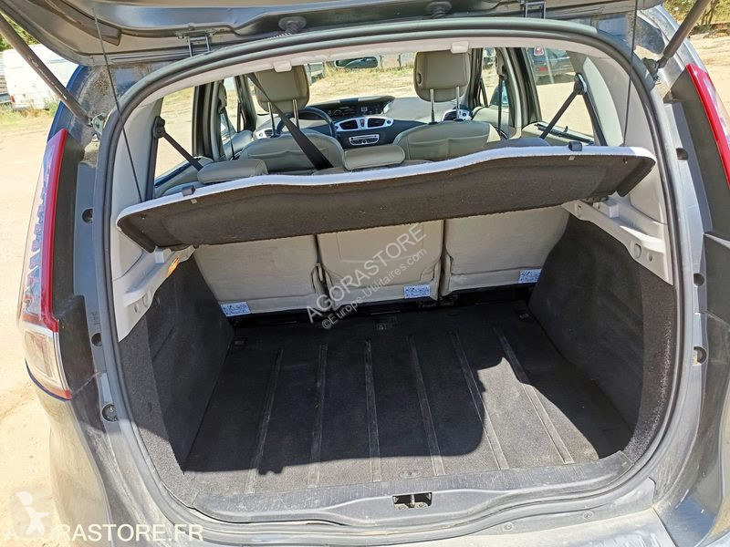 Autoutilitară Renault MEGANE