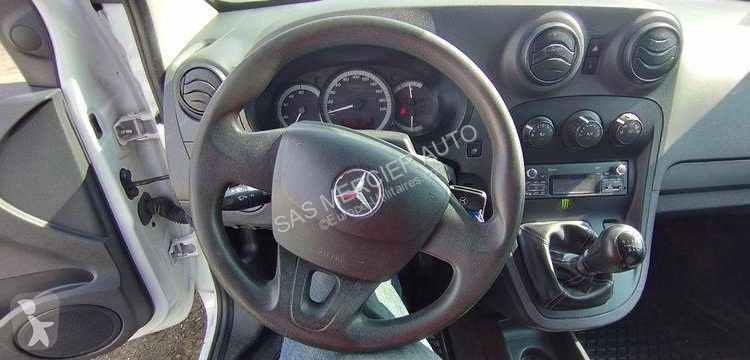 Véhicule utilitaire Mercedes