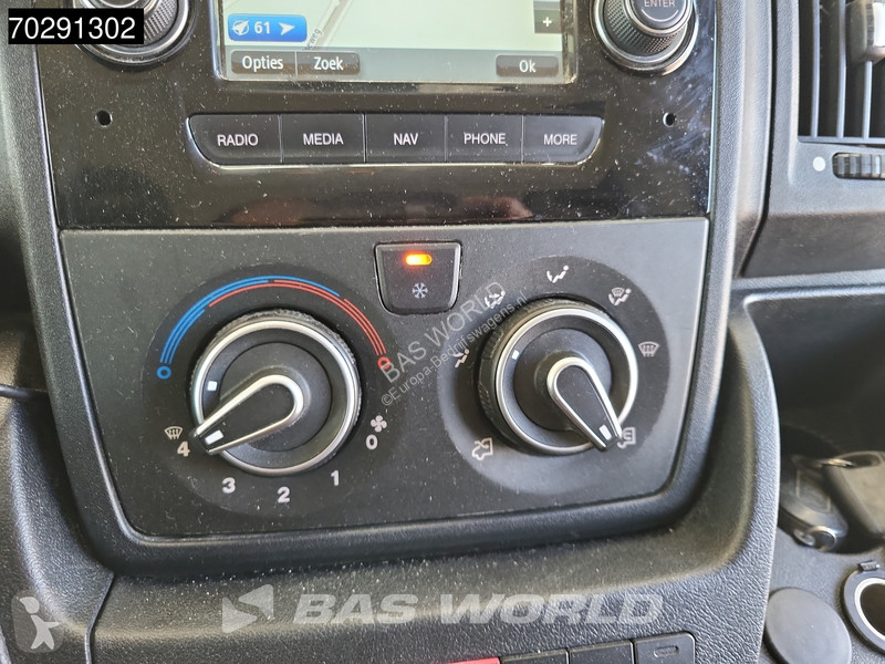 Véhicule utilitaire Peugeot L2H2 Trekhaak Navi...