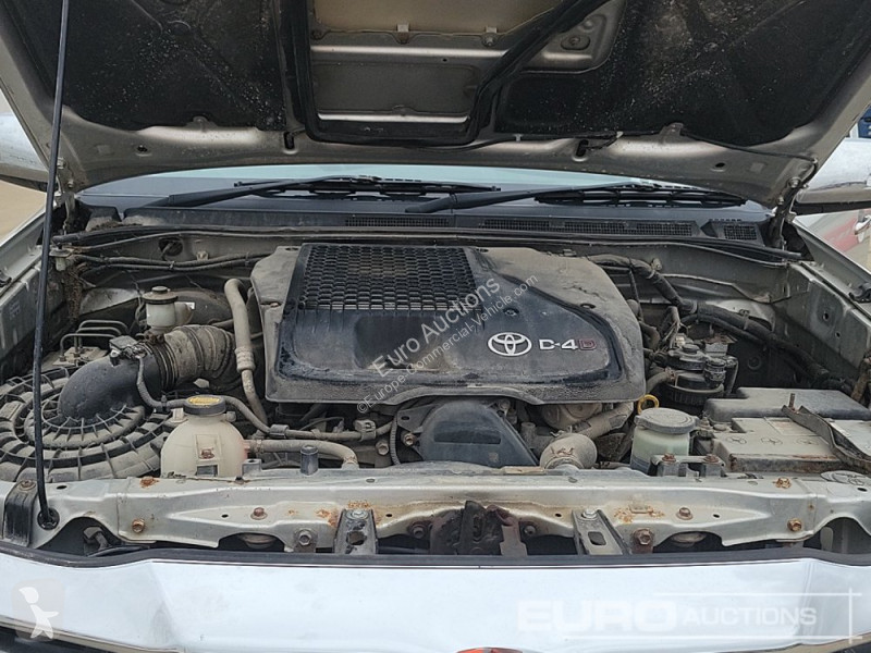 Furgoneta Toyota Hilux