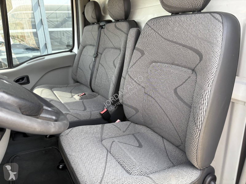 Veicolo commerciale Renault II 2.5 Dci 120 L3H3...