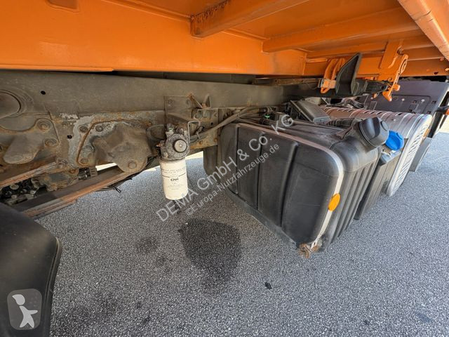 Véhicule utilitaire Iveco...