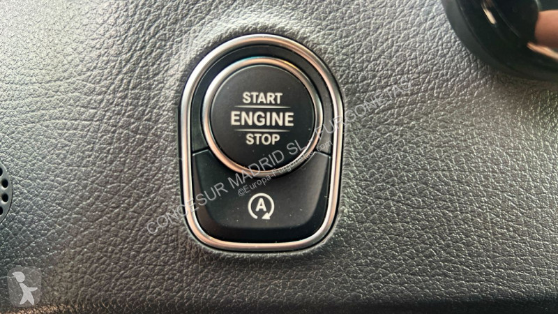 Véhicule utilitaire Mercedes Nuevo Sprinter 311...
