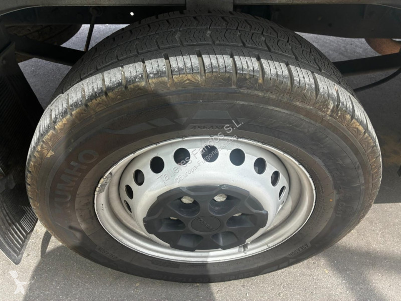 Autoutilitară Iveco  35S14 12m3