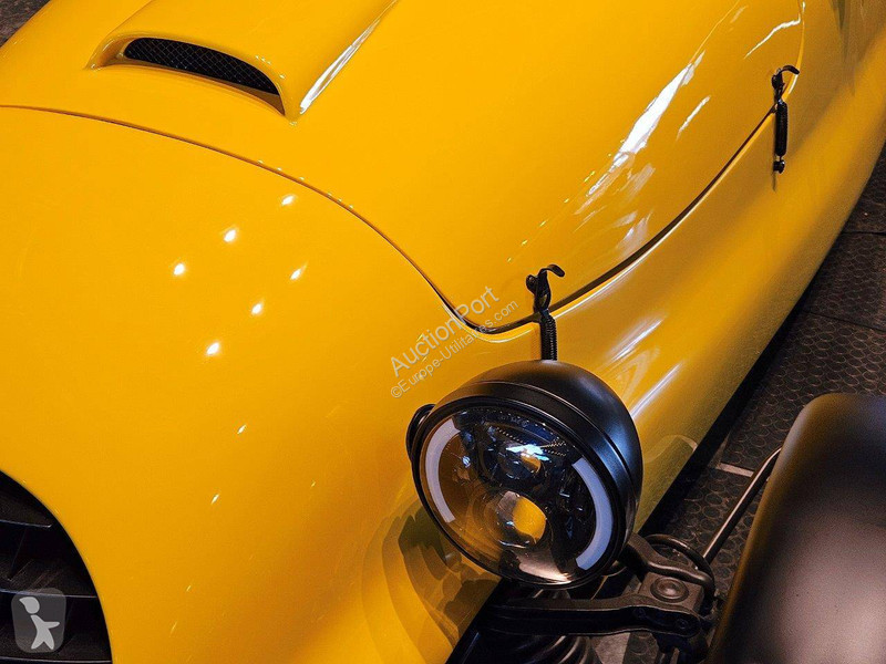 Véhicule utilitaire Ferrari  Vintage Racer...