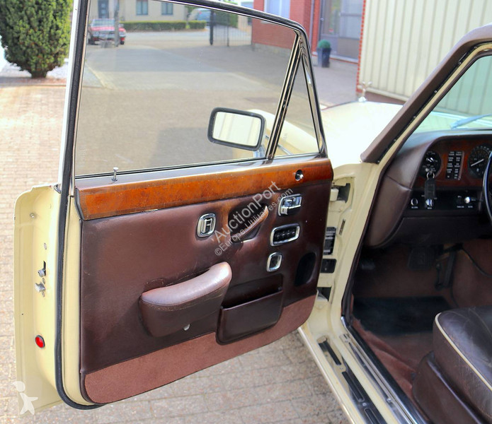 Véhicule utilitaire Rolls-Royce  Silver Shadow...